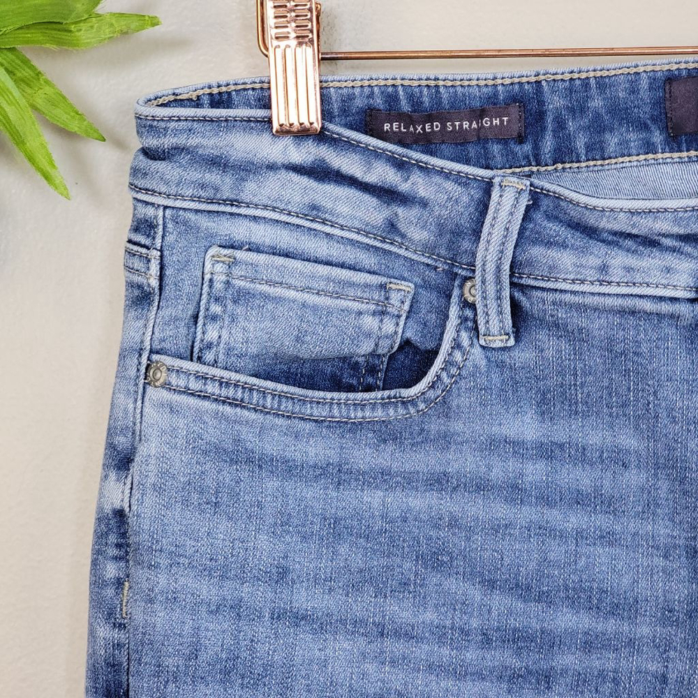 NYDJ 10 Relaxed Straight Leg Jeans Light Blue Wash Mid Rise Raw Frayed Hem - Picture 3 of 11